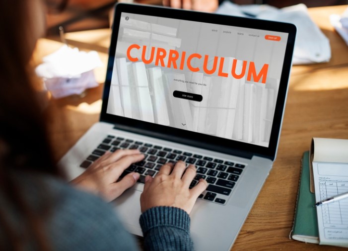 Envías tu CV y no te llaman: el "filtro invisible" que te podría estar descartando