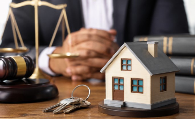 Juicio de Usucapión: ¿Un invasor puede quedarse con tu casa vacía?