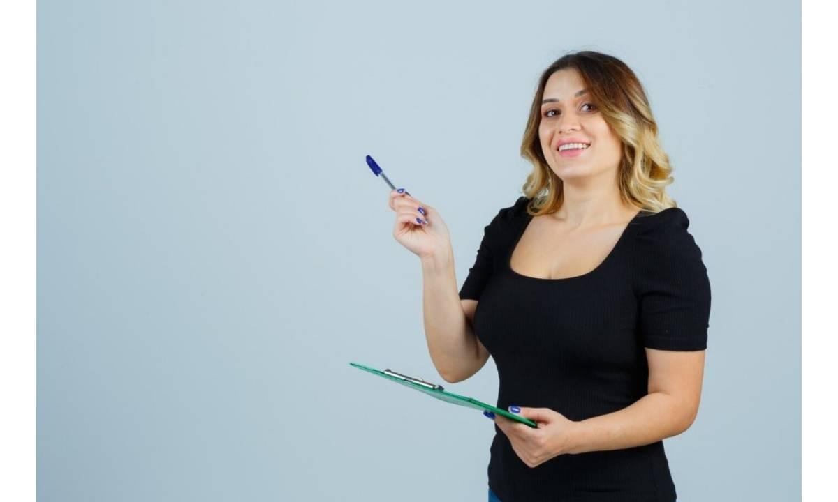 MAESTRA(O) DE INGLES 