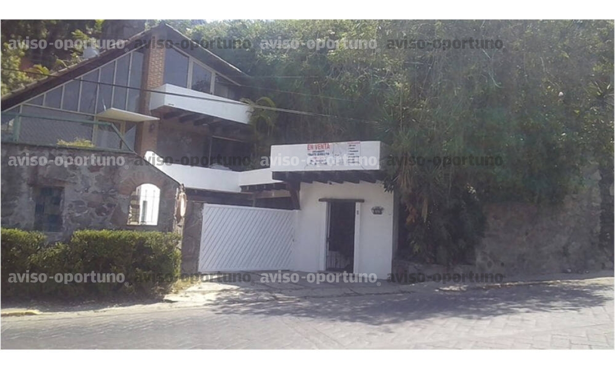 VENTA CASA VALLE DE BRAVO