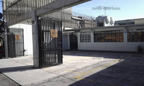 VENDO EDIFICIO INDUSTRIAL 3 NIVELES