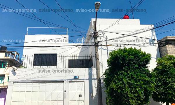 CASA USO MIXTO: DESARROLLO, PYMES, CLÍNICA