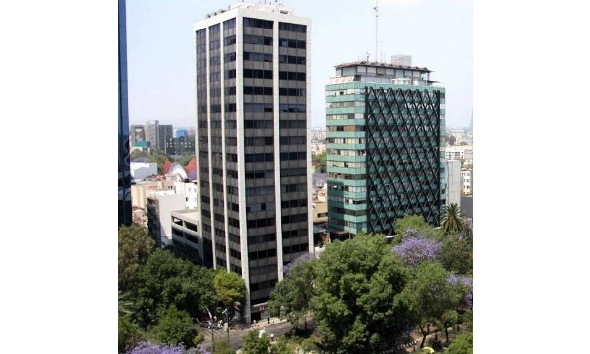 IMPORTANTE EDIFICIO RENTA OFICINAS