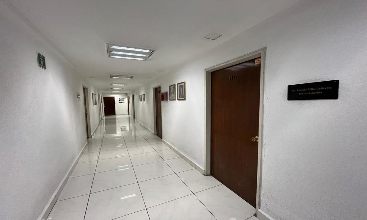 CONSULTORIO EN VENTA EN HOLBEIN E INSURGENTES!!