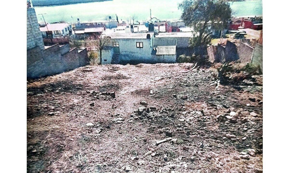 TECOCOMULCO HIDALGO. VENDO TERRENO CON CASITA