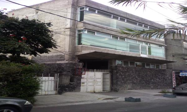 RECAMARA INDIVIDUAL AMUEBLADA PARA UN ESTUDIANTE