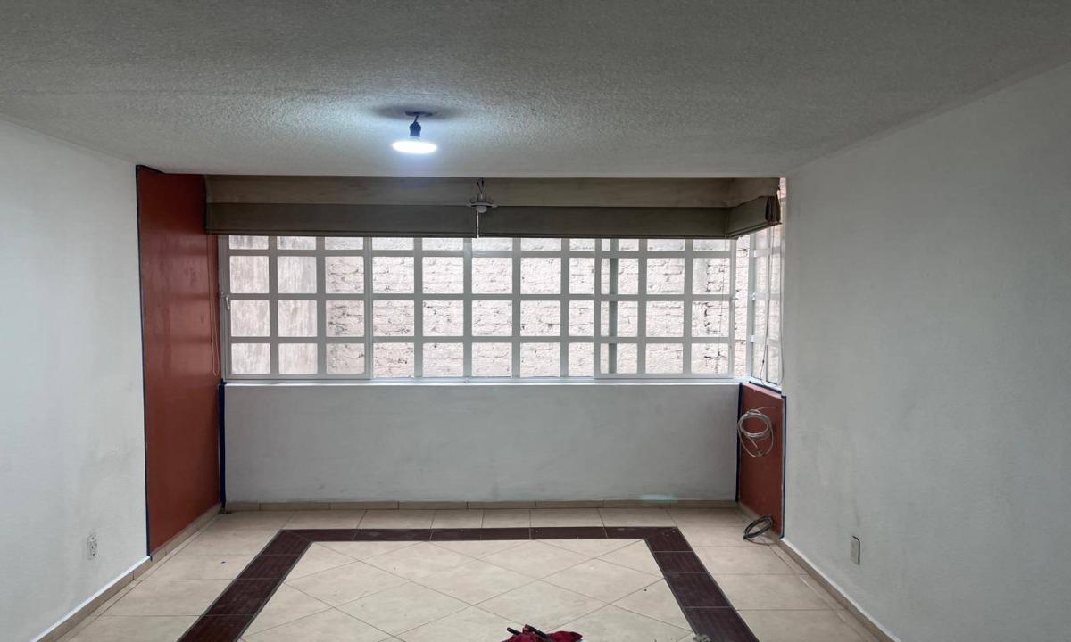 NUEVA SANTA MA EXCELENTE ESTADO