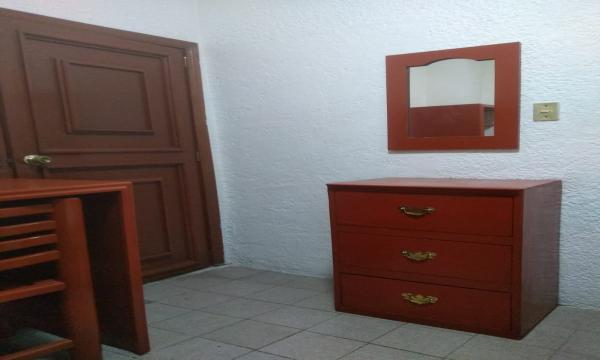 RENTO BONITA HABITACIÓN AMUEBLADA.