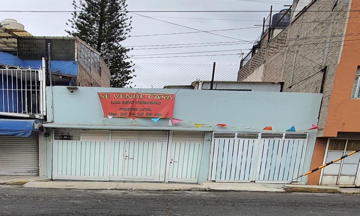 AMPLIA CASA EN VENTA