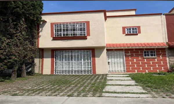 CASA EN VENTA EN FRACCIONAMIENTO LAS AMERICAS