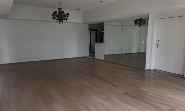 PRECISO DEPARTAMENTO CON TERRAZA Y JARDIN