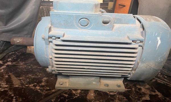 MOTOR ELECTRICO ABB 10HP