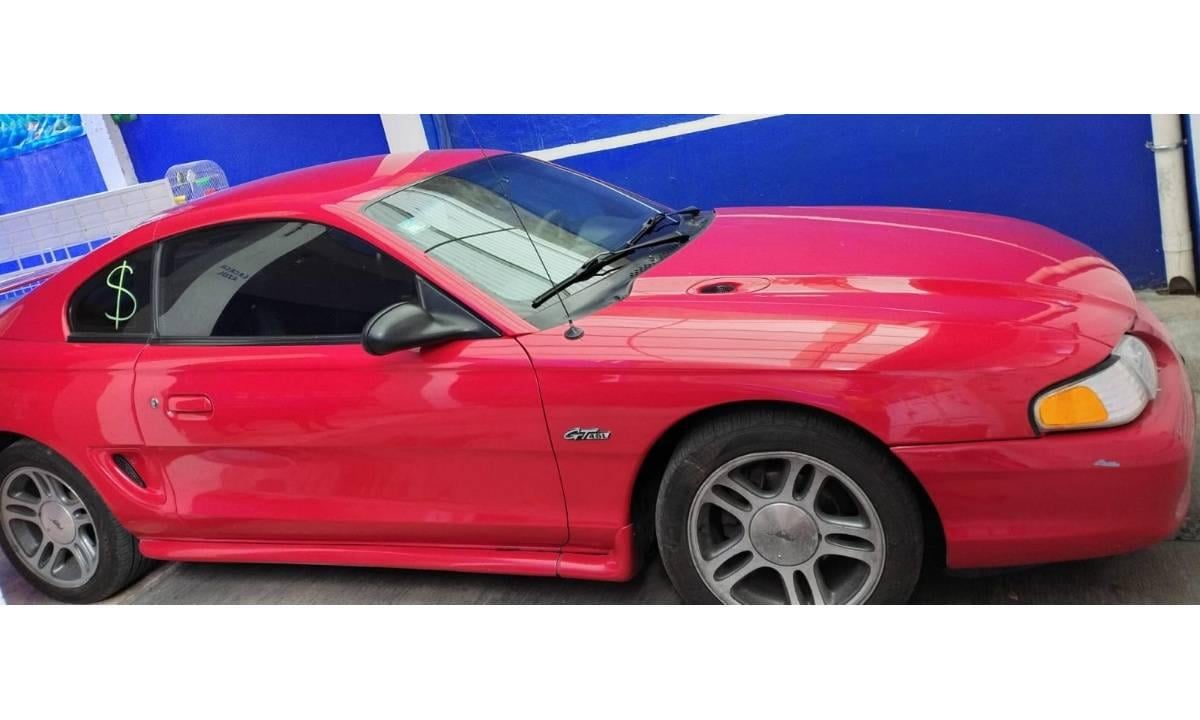 FORD MUSTANG 1996