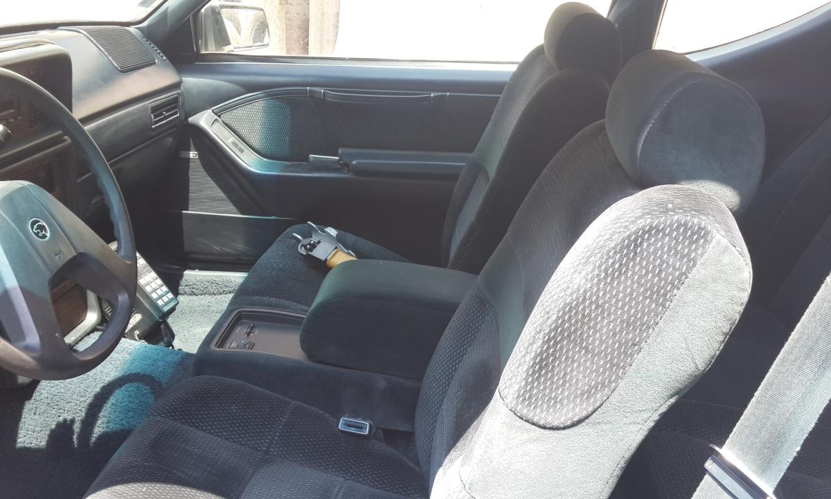 AUTOS CLÁSICOS FORD COUGAR