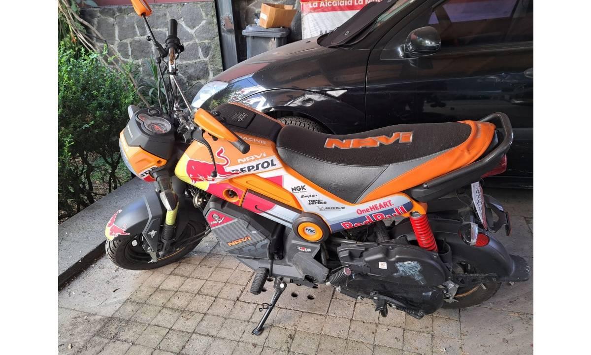 MOTOCICLETA NAVI HONDA 2024